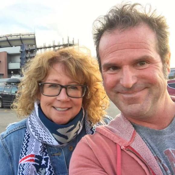 Meet your Posher, April - Picture 1 of 1